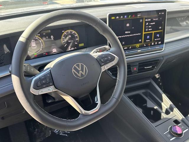 Photo of 2025 Pyrite Silver Metallic Volkswagen Tiguan