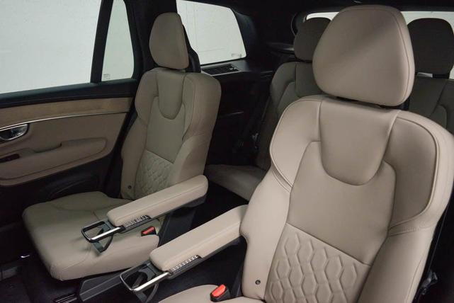 Photo of 2026 Denim Blue Volvo XC90 Plug-In Hybrid