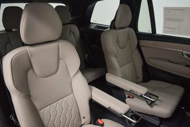 Photo of 2026 Denim Blue Volvo XC90 Plug-In Hybrid