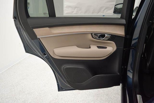 Photo of 2026 Denim Blue Volvo XC90 Plug-In Hybrid