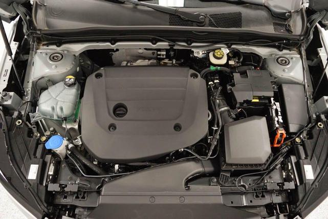 Photo of 2025 Gray Volvo XC40
