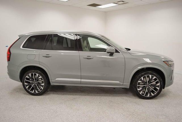 Photo of 2026 Vapour Gray Volvo XC90 Plug-In Hybrid
