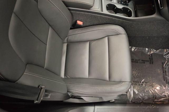 Photo of 2025 Silver Volvo XC40