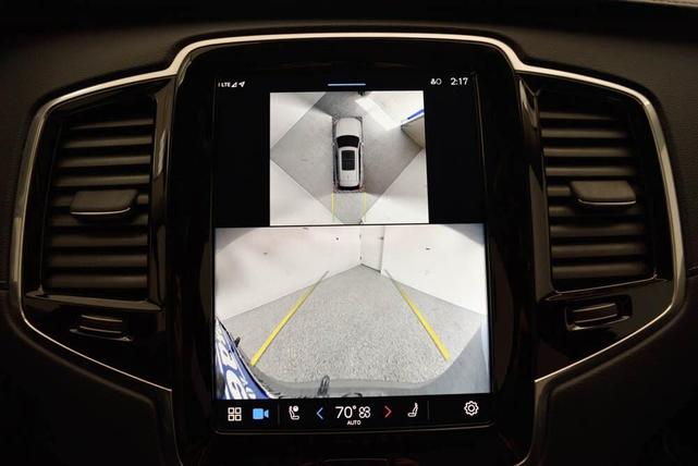Photo of 2024 Vapour Grey Volvo XC90 Recharge Plug-In Hybrid