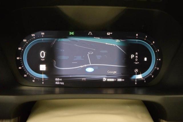 Photo of 2024 Crystal White Volvo XC90