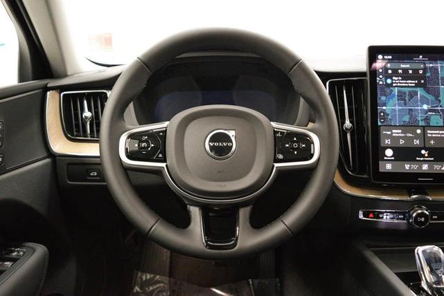 Photo of 2026 Onyx Black Volvo XC60