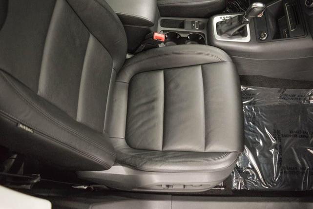 Photo of 2017 Pacific Blue Volkswagen Tiguan