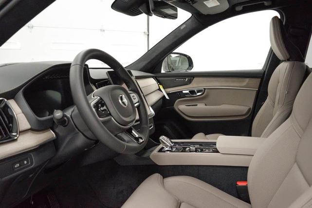 Photo of 2026 Crystal White Pearl Volvo XC90 Plug-In Hybrid