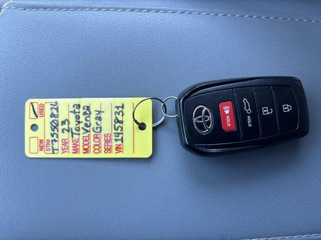 Photo of 2023 Coastal Gray Metallic Toyota Venza