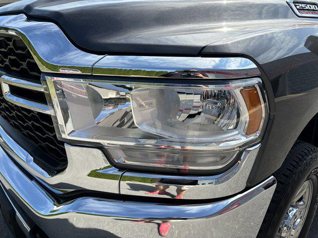 Photo of 2024 Granite Crystal Metallic Clearcoat RAM 2500