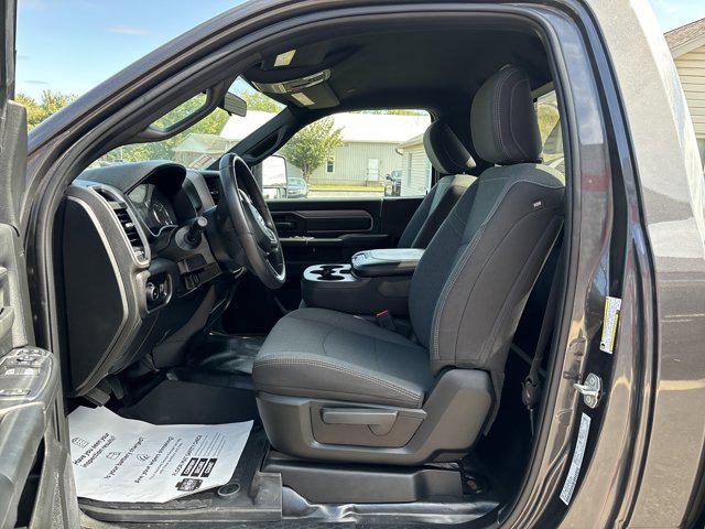 Photo of 2024 Granite Crystal Metallic Clearcoat RAM 2500