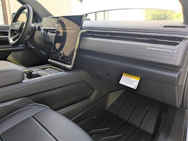 Photo of 2025 Summit White GMC Sierra EV