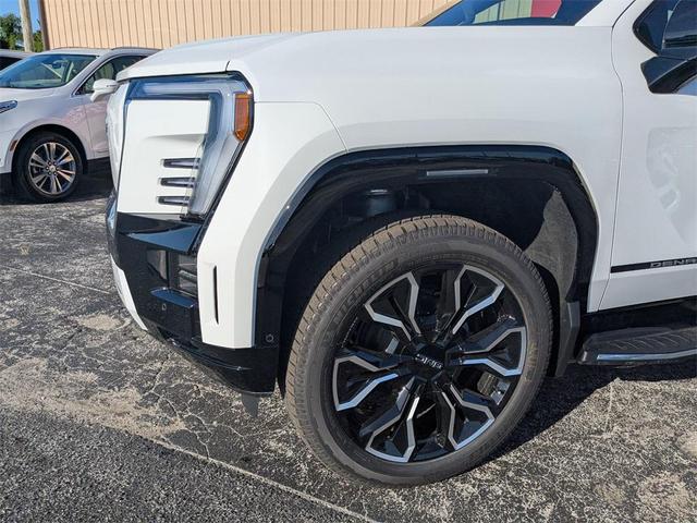 Photo of 2025 Summit White GMC Sierra EV