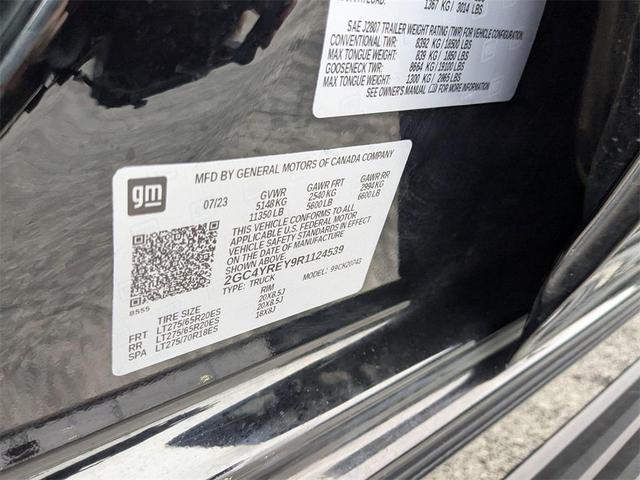 Photo of 2024 Black Chevrolet Silverado 2500