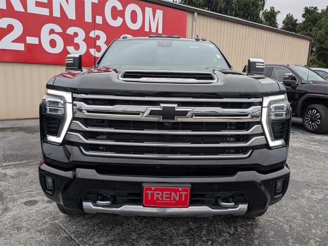 Photo of 2024 Black Chevrolet Silverado 2500
