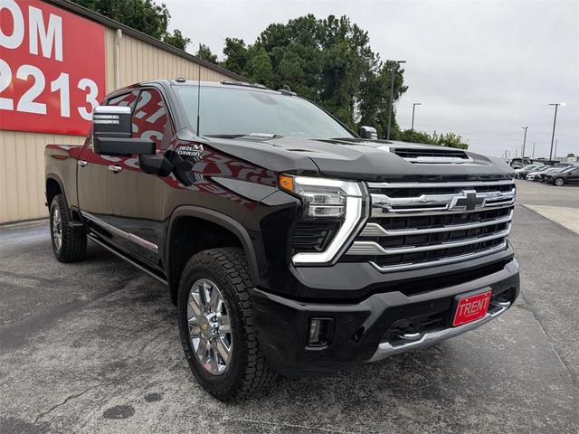Photo of 2024 Black Chevrolet Silverado 2500
