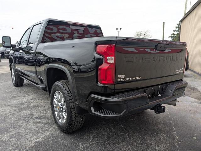 Photo of 2024 Black Chevrolet Silverado 2500