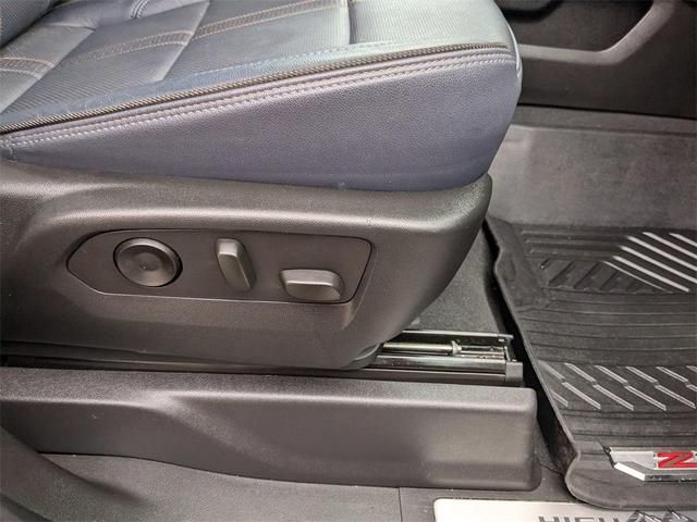 Photo of 2024 Black Chevrolet Silverado 2500