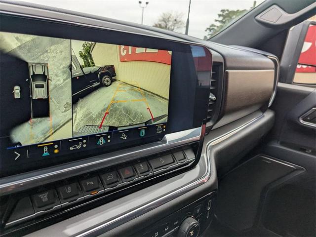 Photo of 2024 Black Chevrolet Silverado 2500