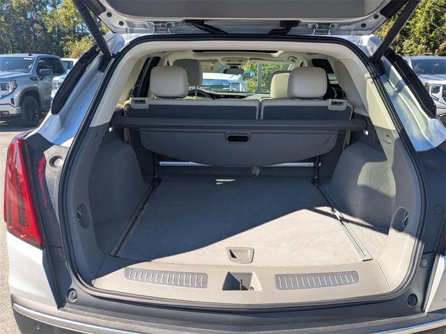 Photo of 2020 Radiant Silver Metallic Cadillac XT5