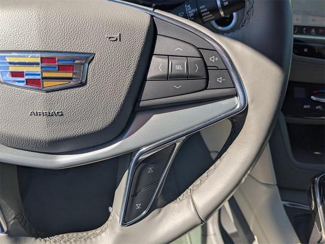 Photo of 2020 Radiant Silver Metallic Cadillac XT5