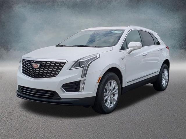 Photo of 2025 Crystal White Tricoat Cadillac XT5