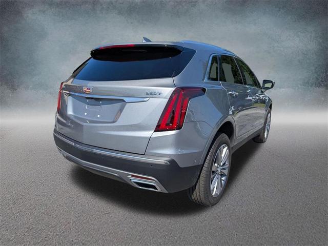 Photo of 2025 Argent Silver Metallic Cadillac XT5