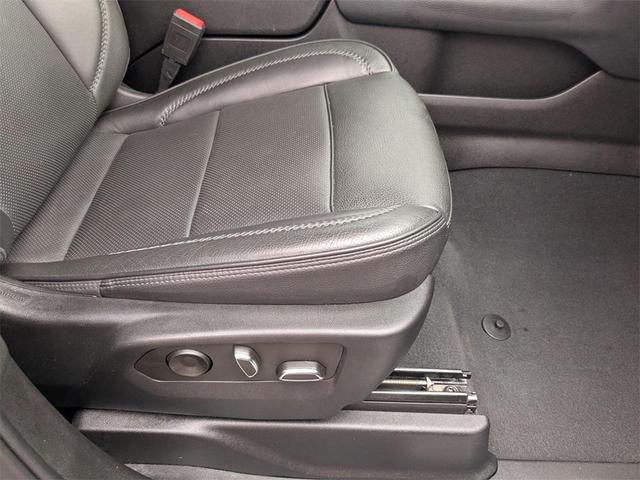 Photo of 2023 Sterling Metallic GMC Yukon XL