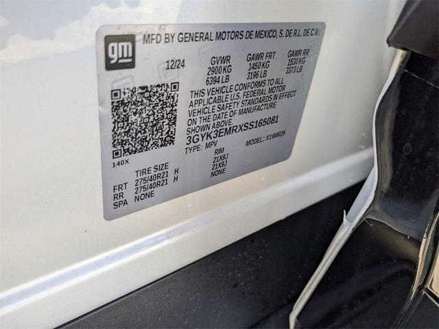 Photo of 2025 Crystal White Tricoat Cadillac OPTIQ
