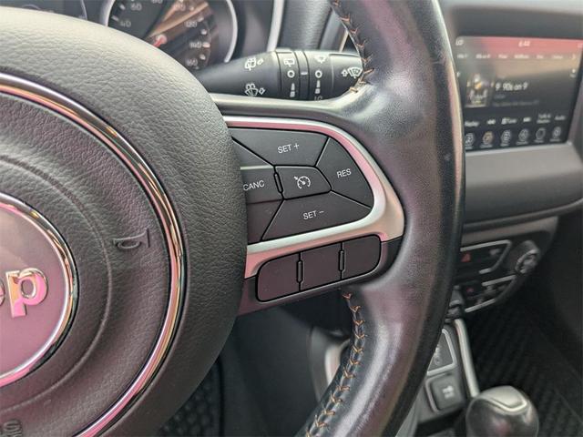 Photo of 2020 Diamond Black Crystal Pearlcoat Jeep Compass