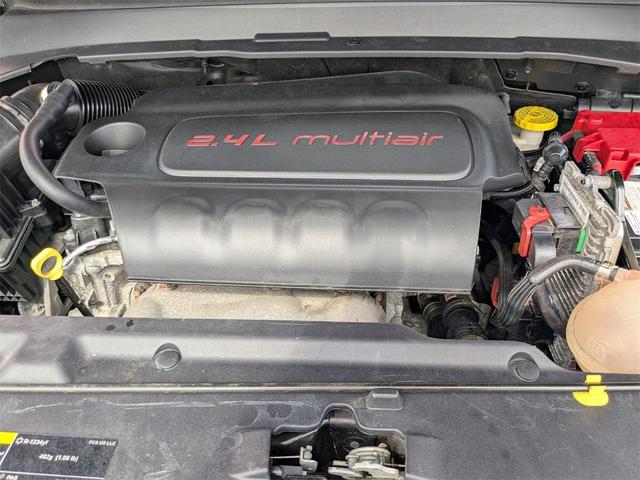 Photo of 2020 Diamond Black Crystal Pearlcoat Jeep Compass