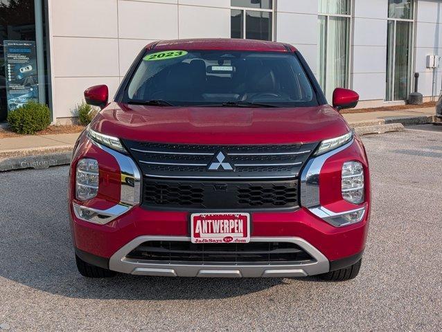 Photo of 2023 Diamond Red Mitsubishi Outlander