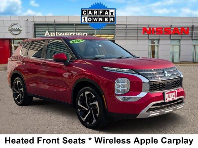 Photo of 2023 Diamond Red Mitsubishi Outlander