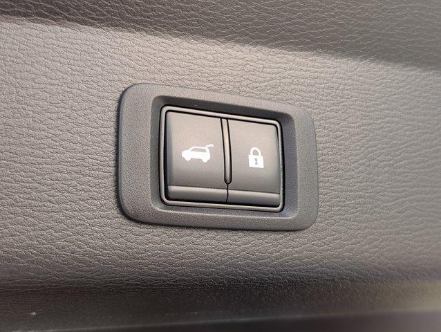 Photo of 2023 Diamond Red Mitsubishi Outlander