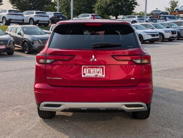 Photo of 2023 Diamond Red Mitsubishi Outlander