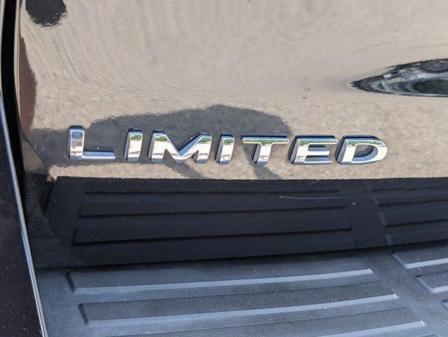 Photo of 2024 Agate Black Metallic Ford Expedition