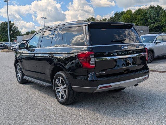 Photo of 2024 Agate Black Metallic Ford Expedition