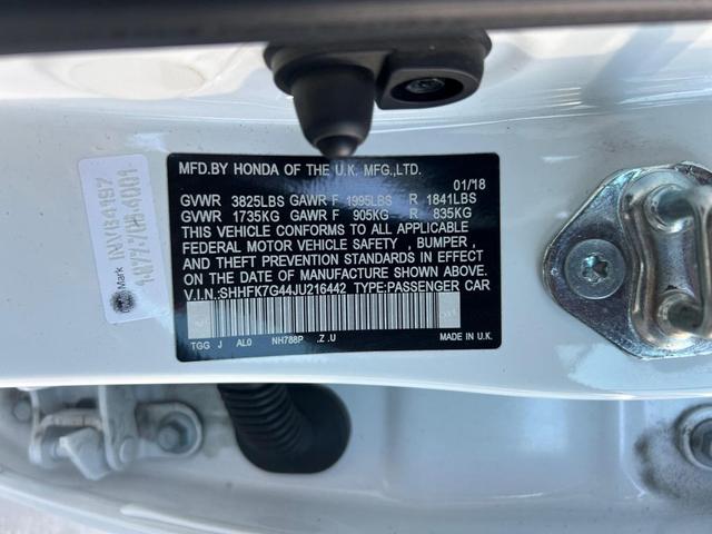 Photo of 2018 White Orchid Pearl Honda Civic