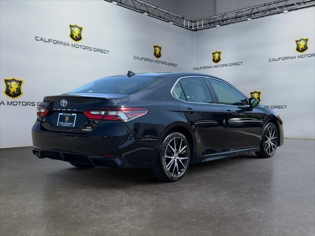 Photo of 2023 Midnight Black Metallic Toyota Camry
