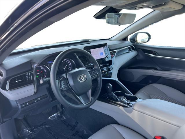 Photo of 2023 Midnight Black Metallic Toyota Camry