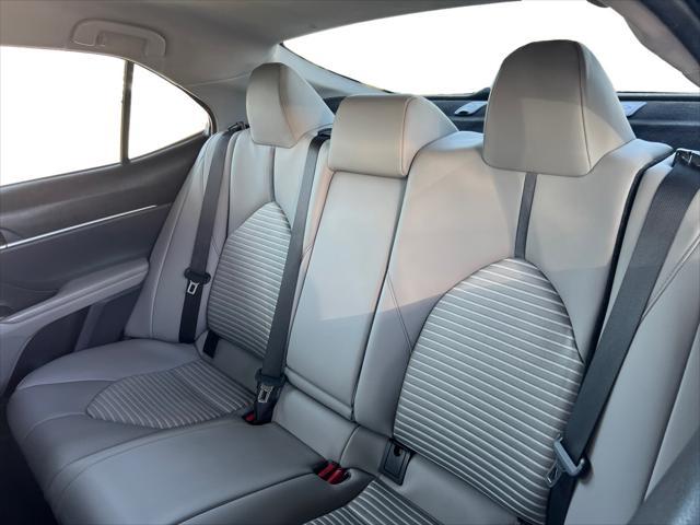 Photo of 2023 Midnight Black Metallic Toyota Camry