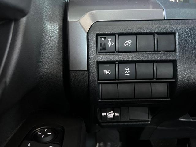 Photo of 2024 Blue Crush Metallic Toyota Tacoma