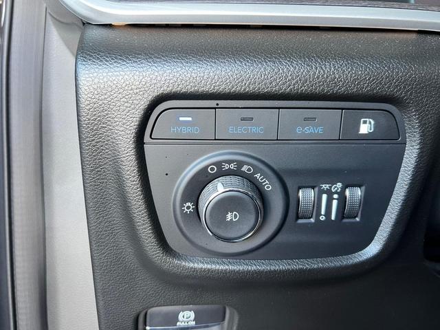 Photo of 2024 Baltic Gray Metallic Clearcoat Jeep Grand Cherokee 4xe