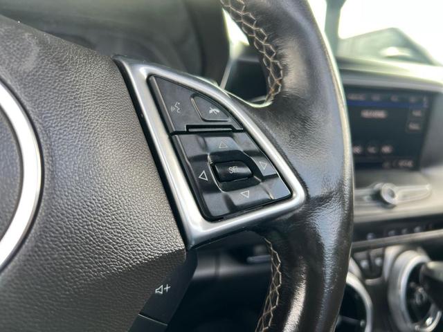 Photo of 2020 Summit White Chevrolet Camaro