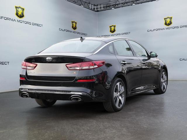 Photo of 2020 Ebony Black Kia Optima