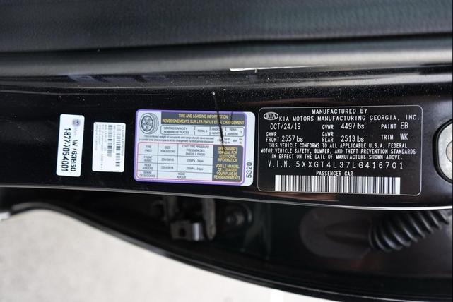 Photo of 2020 Ebony Black Kia Optima