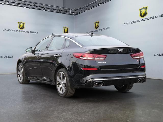Photo of 2020 Ebony Black Kia Optima