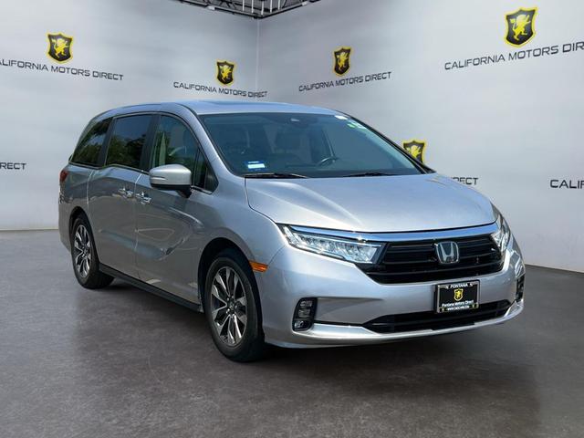 Photo of 2022 Lunar Silver Metallic Honda Odyssey