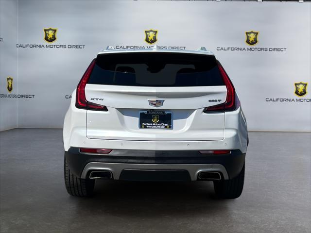 Photo of 2022 Crystal White Tricoat Cadillac XT4