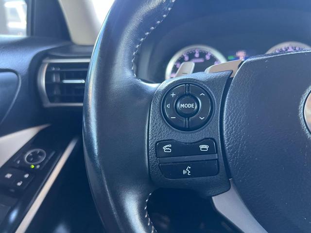 Photo of 2014 Starfire Pearl Lexus IS 250